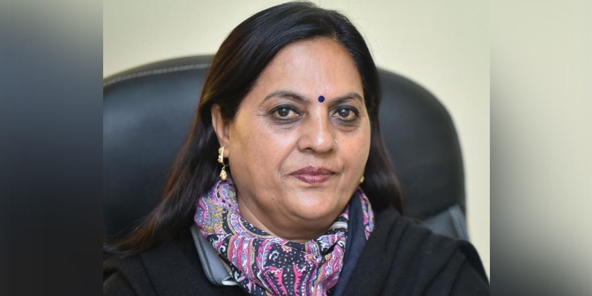 एमालेसँग पराजित भइ एमालेलाई नै हराएर उपसभामुख जित्ने को हुन् पुष्पा भुसाल ?