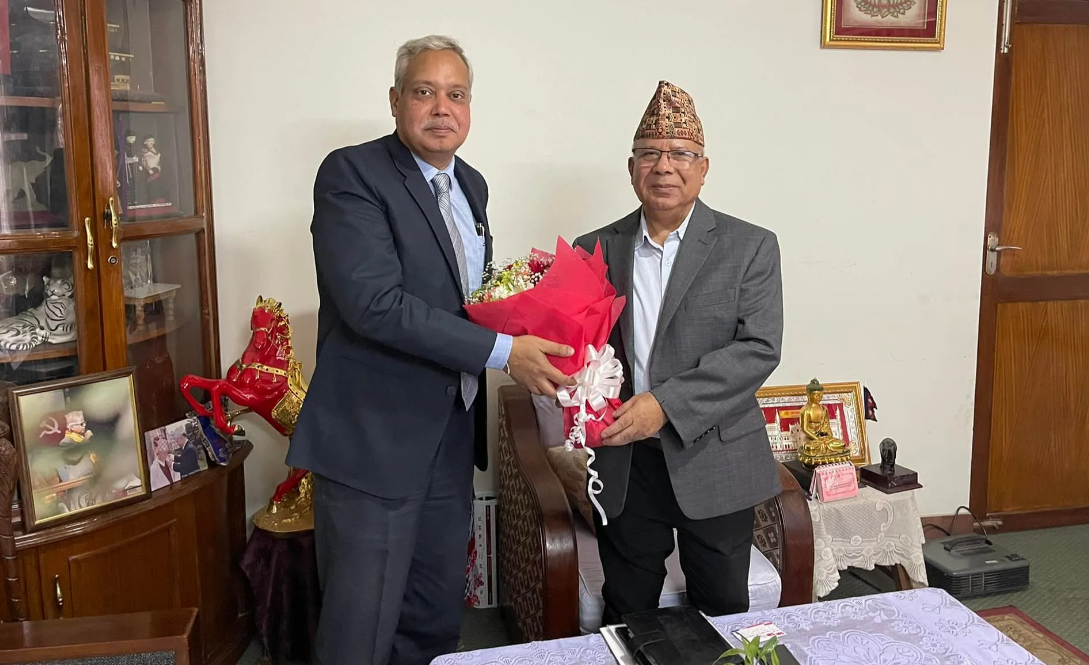 नेकपा एसका अध्यक्षलाई भारतीय राजदूतले भेटे