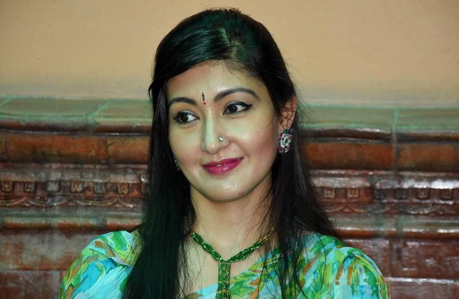 पूर्वयुवराज्ञी हिमानी अस्पताल भर्ना