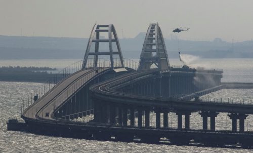 मस्कोको क्रिमिया पुल मर्मत जुलाई २०२३ सम्म पूरा गर्ने आदेश