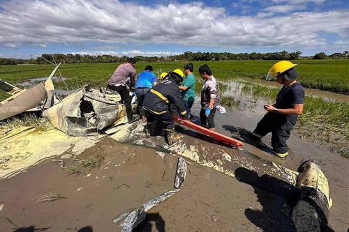 फिलिपिन्समा वायुसेनाको विमान दुर्घटना